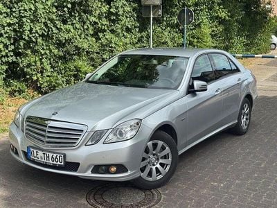 Mercedes E200