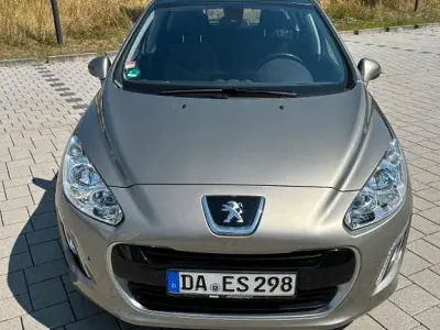 Gebraucht Peugeot 308 Allure 156 PS (114 kW) 2012 Beige Limousine