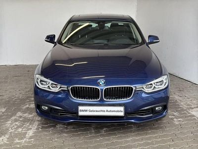 Gebraucht BMW 330 Advantage 252 PS (185 kW) 2018 Blau Limousine