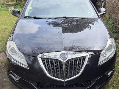 Gebraucht Lancia Delta 165 PS (121 kW) 2011 Schwarz Kleinwagen