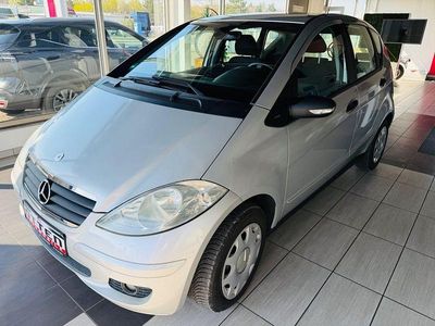 Usata Mercedes A150 95 CV (69 kW) 2004 Argento Berlina