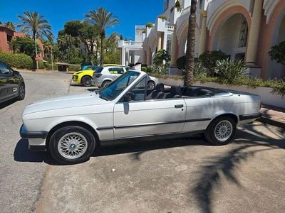 Gebraucht BMW 320 Cabriolet 129 PS (94 kW) 1989 Weiß Cabrio