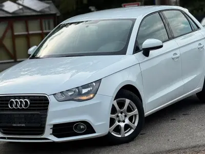 Gebraucht Audi A1 Sportback Ambition 90 PS (66 kW) 2013 Weiß Kleinwagen