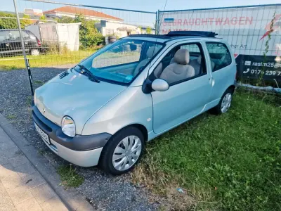 Gebraucht Renault Twingo 75 PS (55 kW) 2004 Silber Kleinwagen