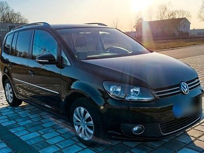 Gebraucht VW Touran Highline 140 PS (102 kW) 2011 Schwarz Van / Kleinbus