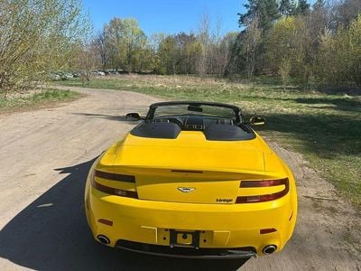 Second-hand Aston Martin V8 Vantage 385 CP (283 kW) 2008 Galben Cabrio