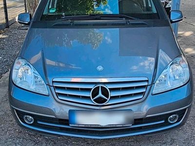 Grau Gebraucht 2011 Mercedes A160 Kleinwagen | 1.790 € (Superpreis)