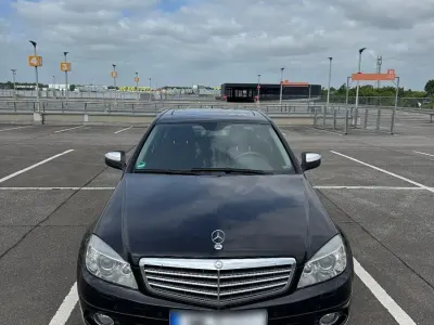 Gebraucht Mercedes C200 184 PS (135 kW) 2008 Schwarz Limousine