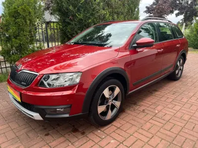 Gebraucht Skoda Octavia Scout 4x4 179 PS (131 kW) 2015 Rot Kombi