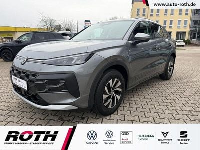 Nouă VW T-Roc Life 116 CP (85 kW) 2026 Gri SUV