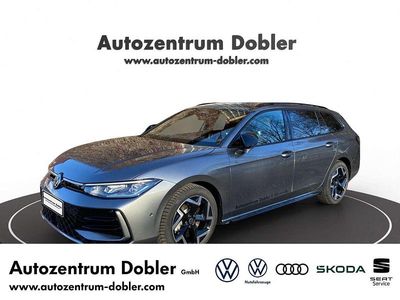 Gebraucht VW Passat R-line 193 PS (141 kW) 2024 Diabasgrau metallic Kombi