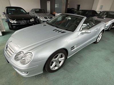 Usata Mercedes SL350 272 CV (200 kW) 2007 Argento Cabrio