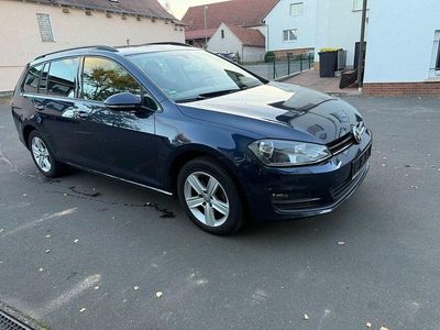 Gebraucht VW Golf VII Comfortline 122 PS (89 kW) 2014 Blau Kombi