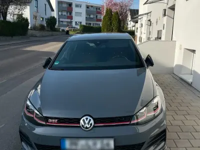 Gebraucht VW Golf VII GTI 290 PS (213 kW) 2019 Grau Limousine