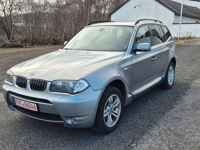 Grau Gebraucht 2005 BMW X3 SUV | 4.800 € (Fairer Preis)