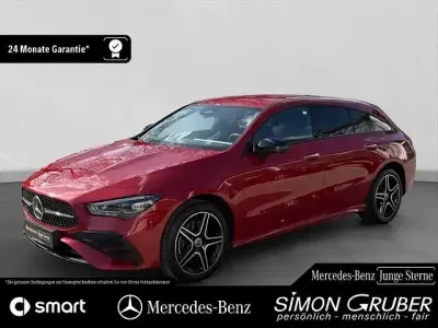 Gebraucht Mercedes CLA250e AMG 163 PS (119 kW) 2025 Rot Coupé