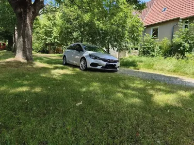 Gebraucht Opel Astra Elegance 145 PS (106 kW) 2022 Silber Kleinwagen