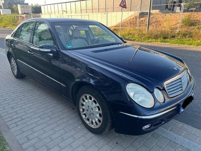 Mercedes E240