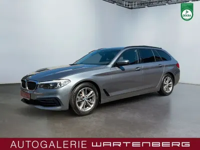 Gebraucht BMW 520 Sport Line 190 PS (139 kW) 2020 Blau Kombi