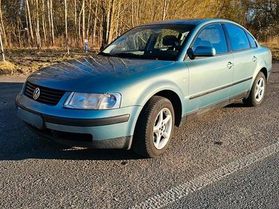 Second-hand VW Passat 2000 Berlinǎ