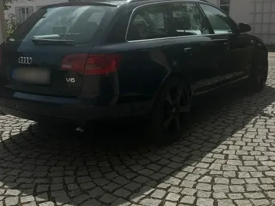 Używany Audi A6 280 KM (205 kW) 2006 Niebieski Kombi