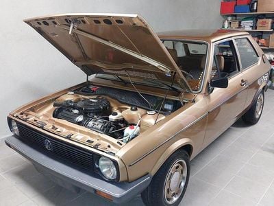 Usata VW Polo 50 CV (36 kW) 1981 Andere farben Coupé