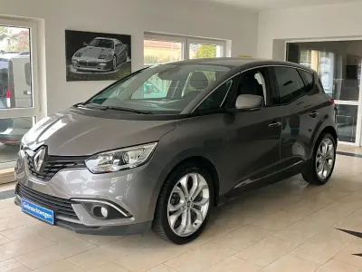 Usata Renault Scenic E-Tech Experience 116 CV (85 kW) 2017 Grigio Monovolume
