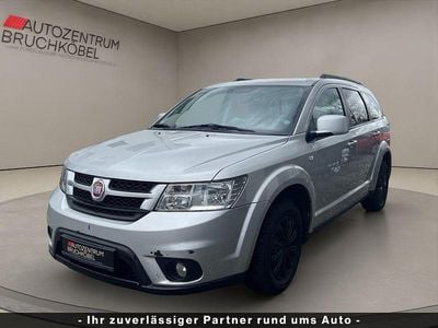 Gebraucht Fiat Freemont Urban 170 PS (125 kW) 2012 Colore esterno (grigio argento SUV