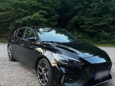 Begagnad Ford Focus Performance Edition 280 HK (205 kW) 2019 Svart Sedan