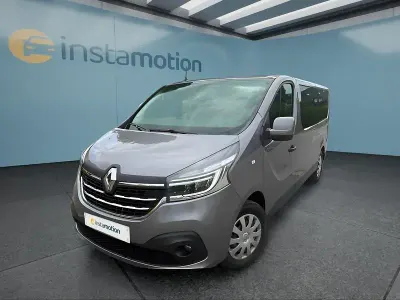 Gebraucht Renault Trafic Life 170 PS (125 kW) 2021 Grau Van / Kleinbus