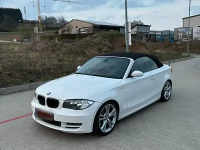Gebraucht BMW 118 Cabriolet 143 PS (105 kW) 2009 Weiß Cabrio