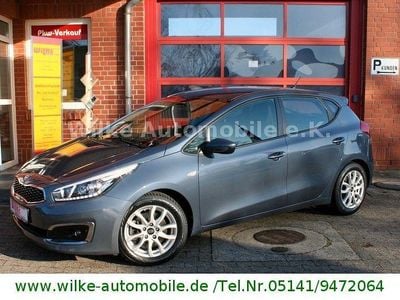 Gebraucht Kia Ceed Edition 7 135 PS (99 kW) 2017 Blau Kleinwagen
