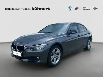 Gebraucht BMW 320 Comfort Edition 184 PS (135 kW) 2015 Grau Limousine