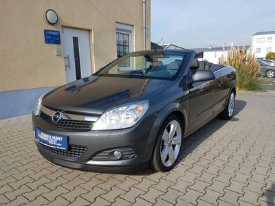 gebraucht Opel Astra Cabriolet TwinTop Cosmo Klimaauto. Leder PDC hinten Sitzh...