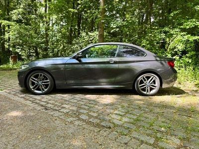 BMW 220