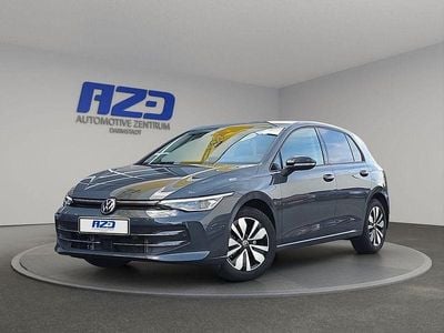Delfingrau metallic Gebraucht 2025 VW Golf Goal Limousine | 28.444 € (Guter Preis)