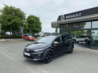 Neu Dacia Jogger Extreme 158 PS (116 kW) 2026 Perlmuttschwarz metallic Van / Kleinbus