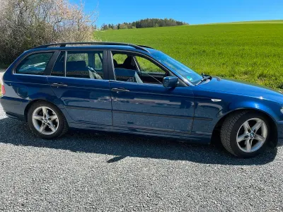 Gebraucht BMW 320 150 PS (110 kW) 2003 Blau Kombi