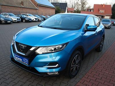 Gebraucht Nissan Qashqai N-Connecta 116 PS (85 kW) 2017 Blau SUV