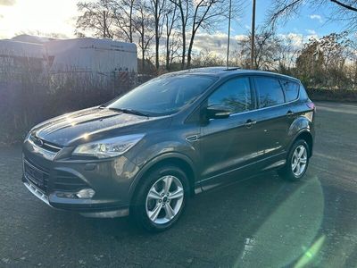 gebraucht Ford Kuga 2.0TDCI Individual*AUTOM*LEDER*NAVI*PANO*