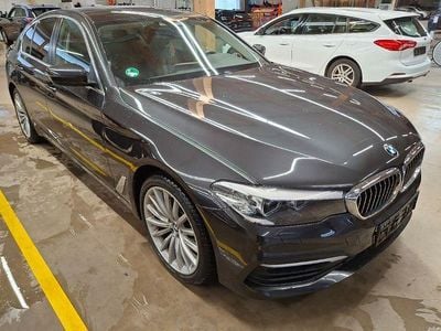 Gebraucht BMW 520 190 PS (139 kW) 2018 Grau Limousine