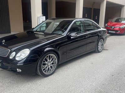 Gebraucht Mercedes E200 Classic 163 PS (119 kW) 2004 Schwarz Limousine