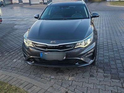 Gebraucht Kia Optima Spirit 205 PS (150 kW) 2020 Grau Kombi