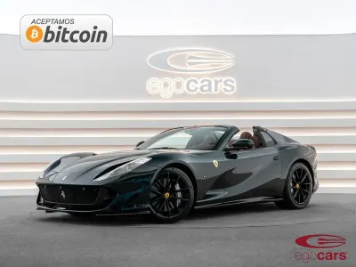 Gebraucht Ferrari 812 800 PS (588 kW) 2022 Grün Cabrio