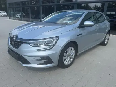 Gebraucht Renault Mégane IV Business 116 PS (85 kW) 2023 Silber Limousine