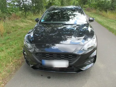 Gebraucht Ford Focus ST-Line X 120 PS (88 kW) 2021 Schwarz Limousine