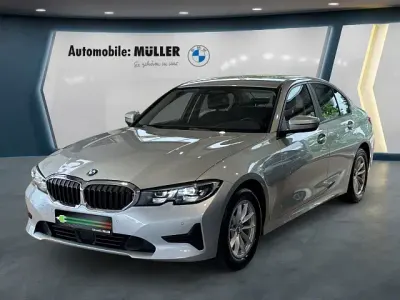 Gebraucht BMW 320 Advantage 184 PS (135 kW) 2019 Silber Limousine