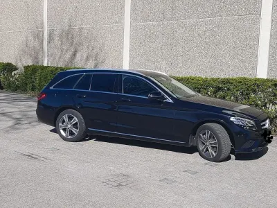 Gebraucht Mercedes C200 160 PS (117 kW) 2019 Schwarz Limousine