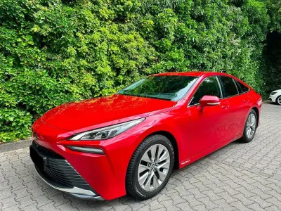 Gebraucht Toyota Mirai Executive 182 PS (133 kW) 2022 Rot Limousine