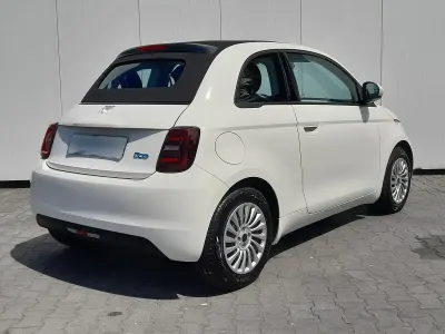 Gebraucht Fiat 500e Basis 86 kW (118 PS) 2023 Weiß Cabrio